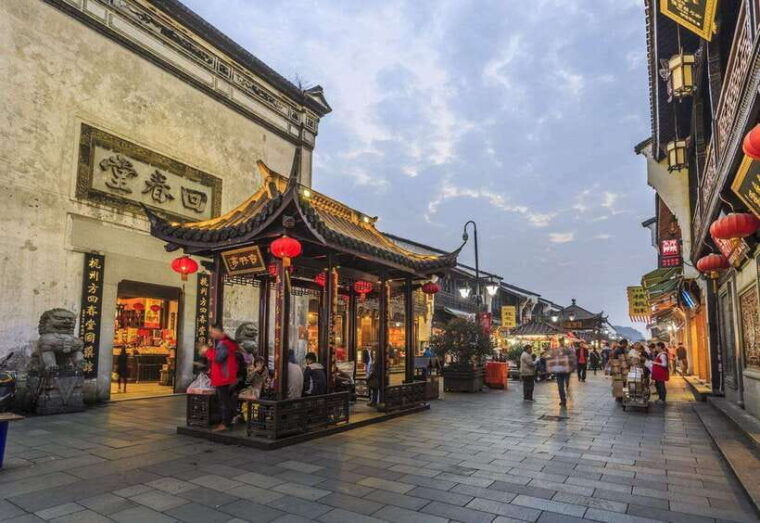 hangzhou-private-one-day-trip-from-shanghai-by-bullet-train