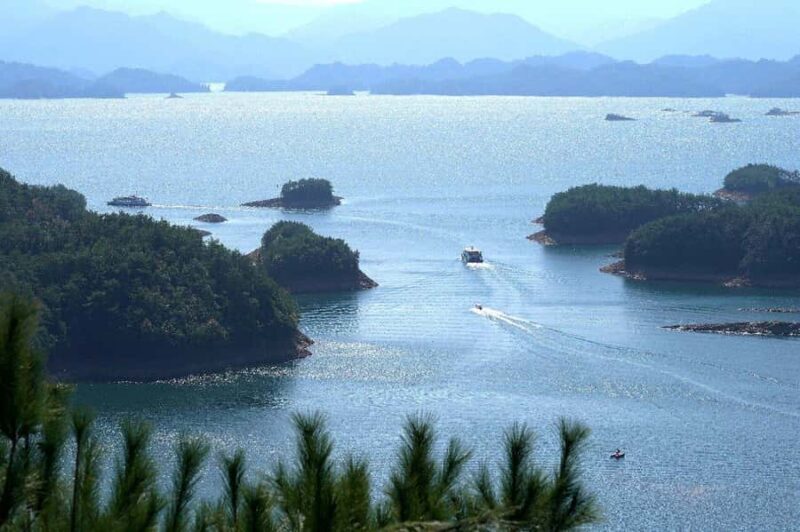 Hangzhou: Thousand Island Lake Day Trip with Boat Ride - Practical Details and Tips