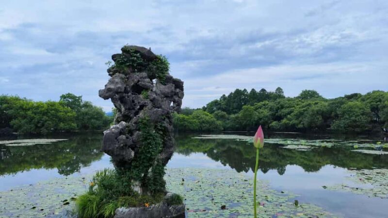Hangzhou: West Lake and Classic Attractions Group Tour - Introduction: First Impressions of the Tour