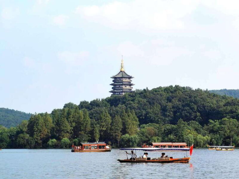 hangzhou-west-lake-and-tea-plantation-day-trip