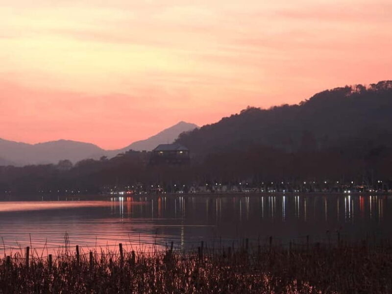 Hangzhou: West Lake Legends Walking Tour - Introduction: Discovering the Magic of West Lake