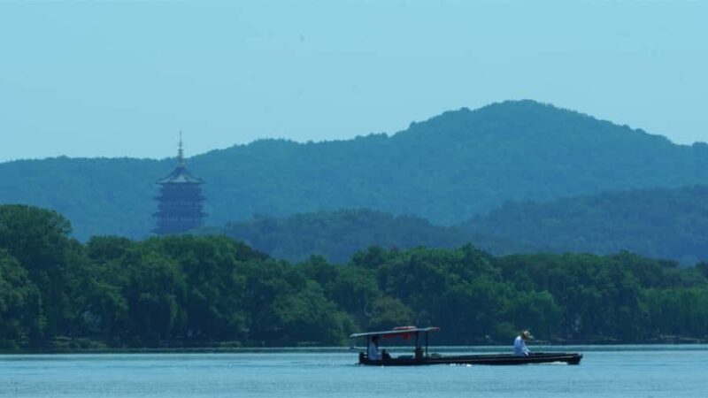 Hangzhou: West Lake Yuloh Boat with Local Guide - Authentic Experiences & Tips from Reviews