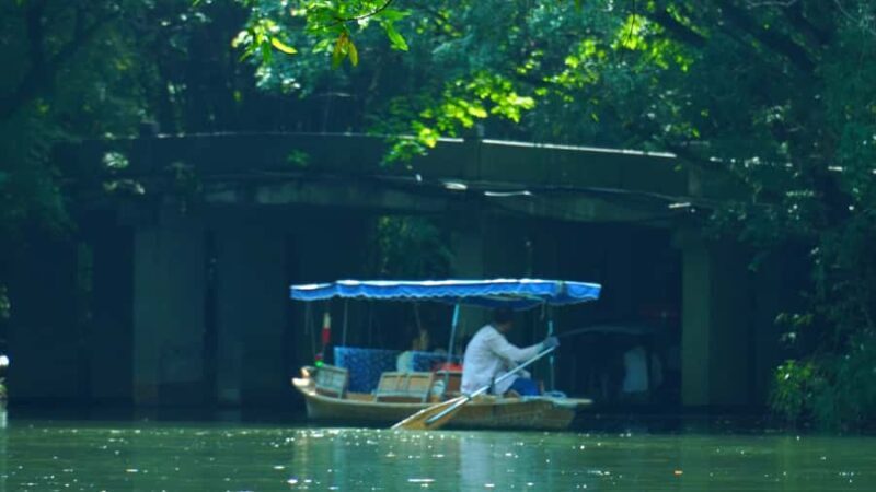 Hangzhou: West Lake Yuloh Boat with Local Guide - FAQ