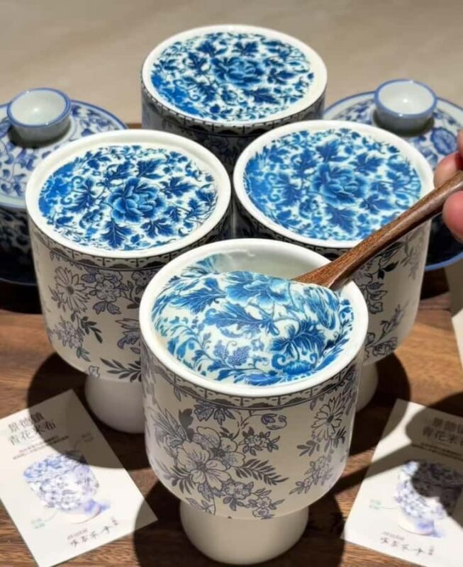 Hangzhou:Making a Blue and White Porcelain Themed Drink - Key Points