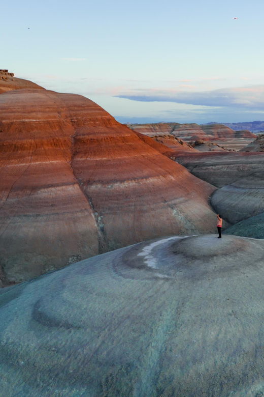 hanksville-torrey-bentonite-hills-drone-photography-tour