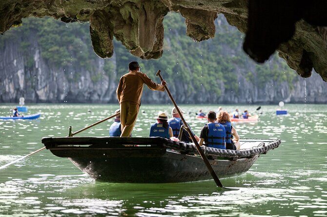 Hanoi: 2-Day 1-Night Halong Bay 4-Star Cruise with Seaview Cabin - An In-Depth Look at the 2-Day Halong Bay Cruise