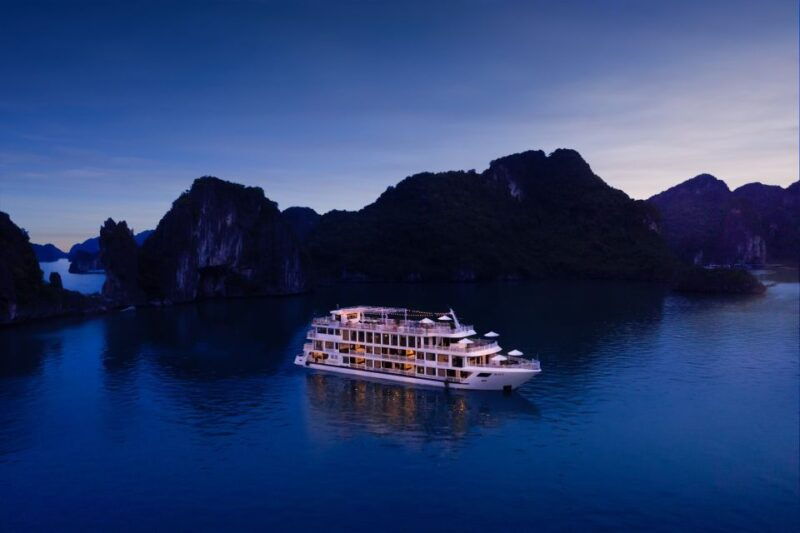 hanoi-2-day-5-star-luxury-ha-long-bay-cruise-tour