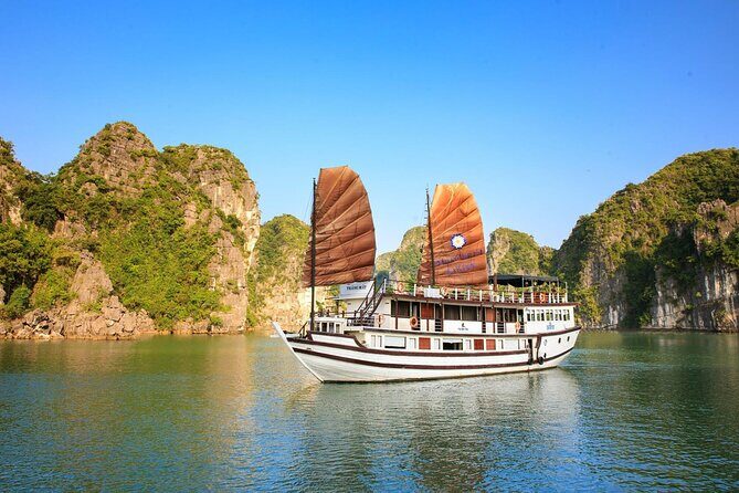 Hanoi: 2-Day Cruise Journey in Tranquil Beauty of Bai Tu Long Bay - Key Points