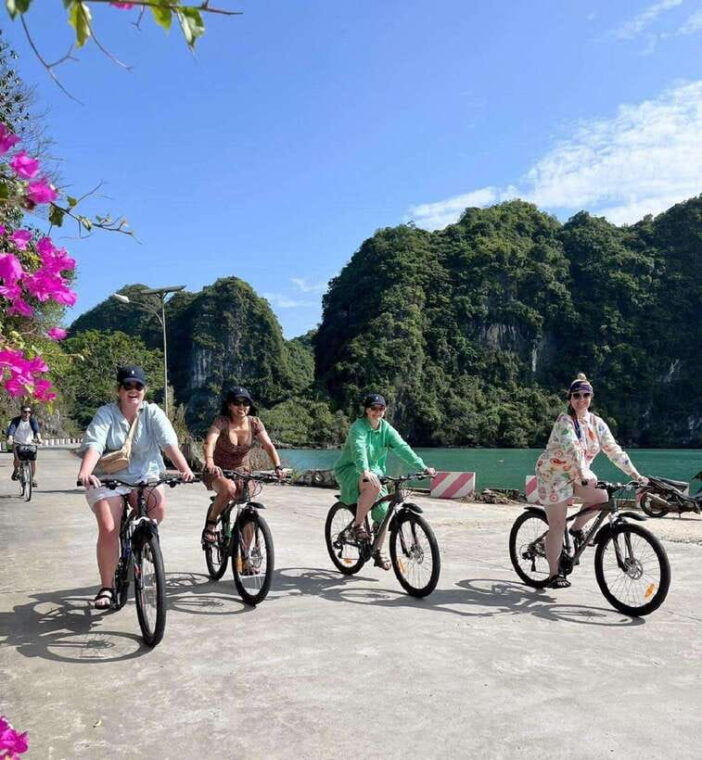 hanoi-2-day-ha-long-and-lan-ha-bay-cruise-with-kayaking