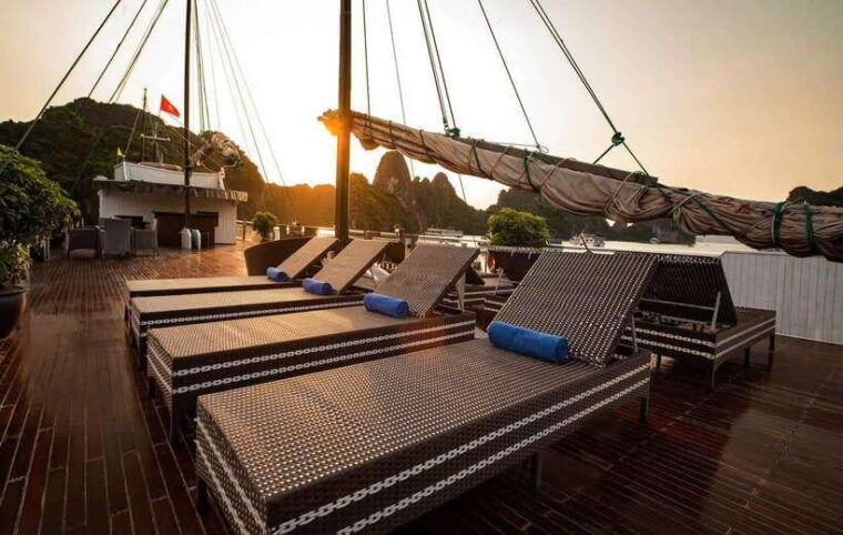 hanoi-2-day-halong-bay-boutique-cruise-with-kayaking