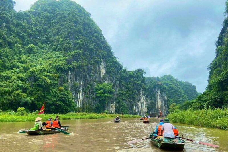 hanoi-2-day-trang-an-tam-coc-hoa-lu-mua-caves-trip