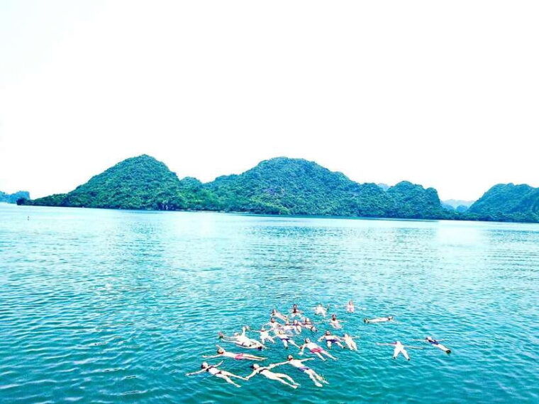hanoi-2-days-1-night-lan-ha-bay-ha-long-bay-dau-be-island