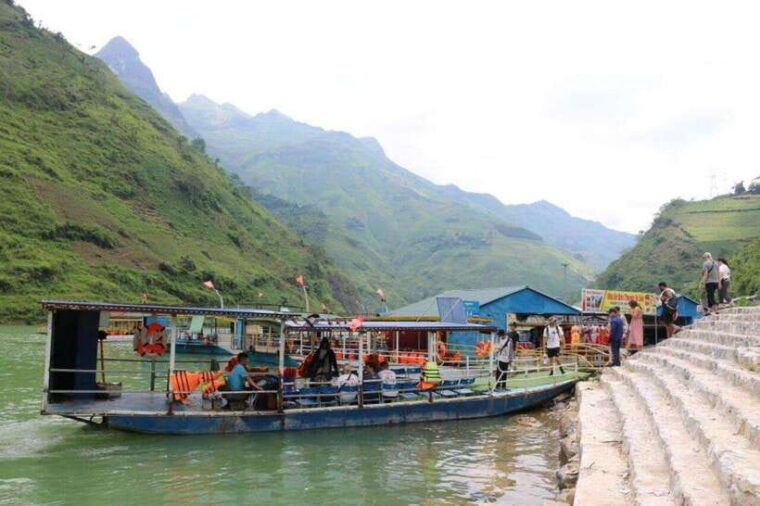 hanoi-3-day-3-night-ha-giang-loop-motorbike-tour-option