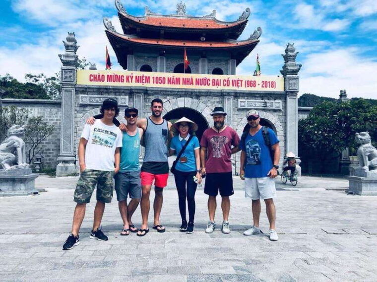 hanoi-3-day-ninh-binh-ha-long-lan-ha-bay-luxury-cruise