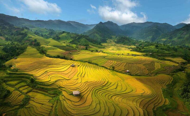 hanoi-3-day-sapa-fansipan-cat-cat-village-group-tour-by-bus