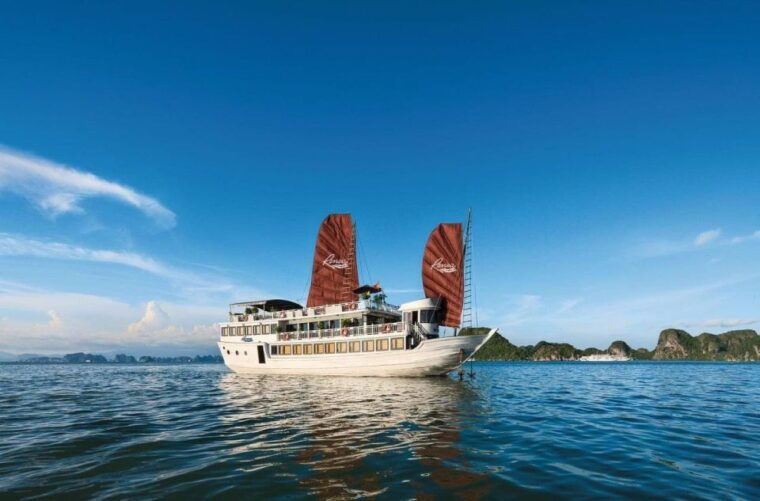 hanoi-5-day-trip-hanoi-tour-ninh-binh-ha-long-bay-cruise