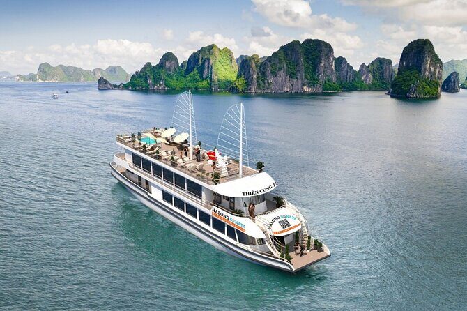Hanoi : 5 Star Cruise Ha Long Bay Tour with Traditional Music - Key Points