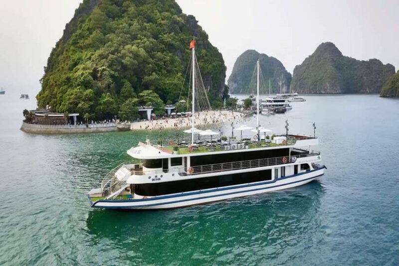 hanoi-5-star-halong-bay-cruise-with-lunch-jacuzzi-party