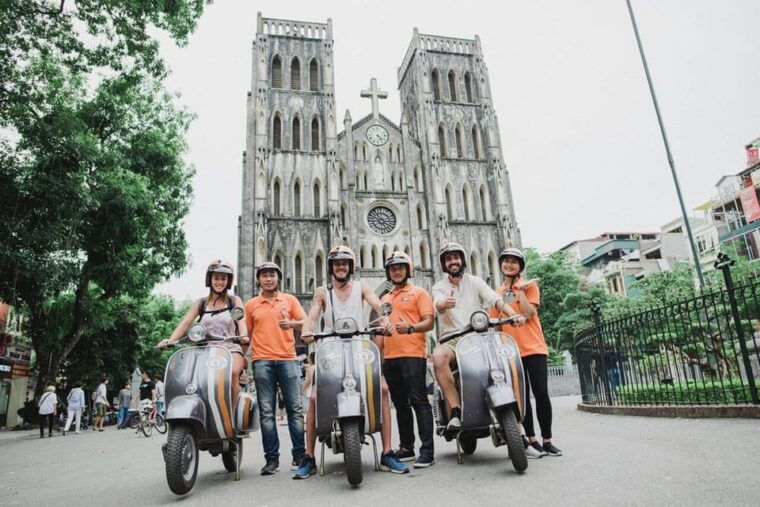hanoi-adventure-tour-by-motorbike