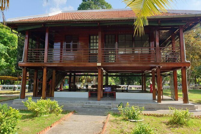 Hanoi All-In-One Tour: Highlights & Train Street & Culture & Fun - Who Is This Tour Best For?