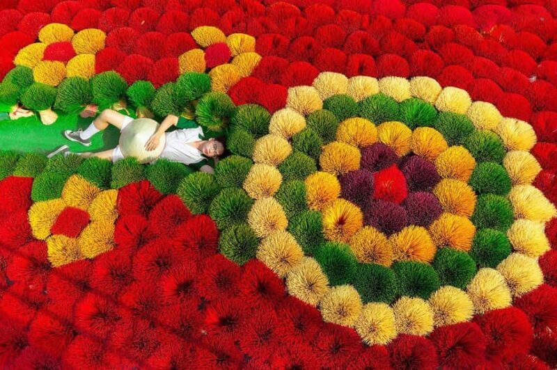 Hanoi: Ancient Village or Hat & Incense Village SMALL GROUP - Key Points