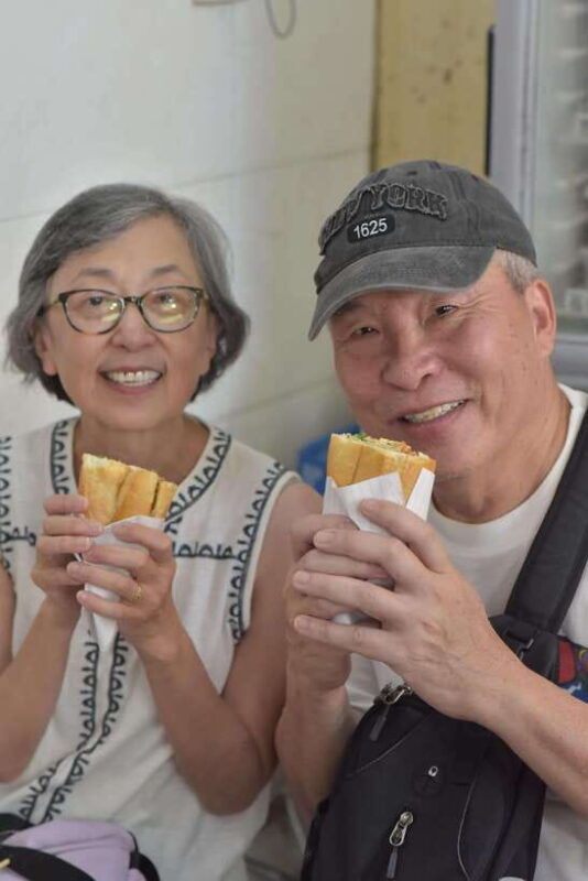 hanoi-authentic-cyclo-ride-and-street-food-experience