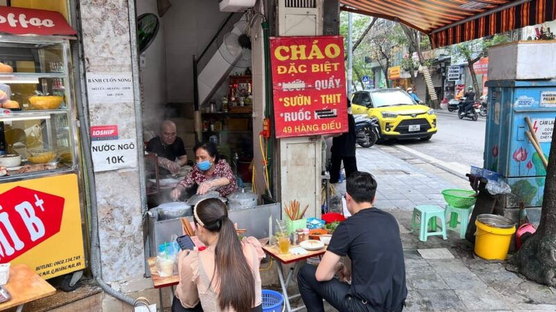 hanoi-authentic-food-tour-with-local-pals