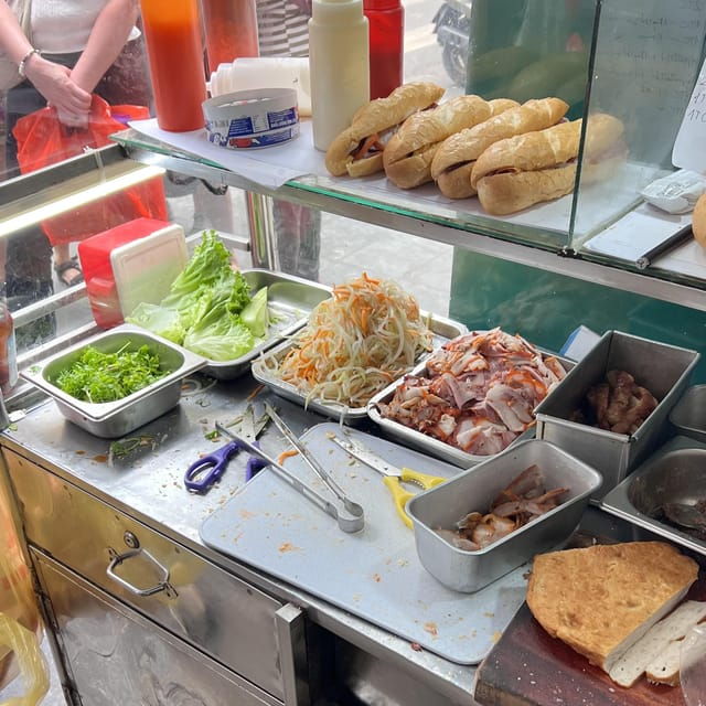 hanoi-authentic-food-tour-with-local-pals