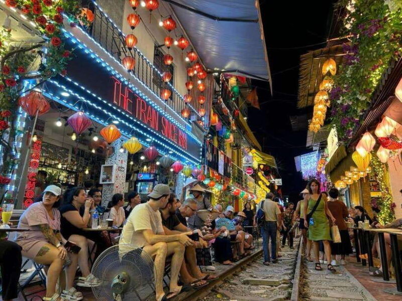 hanoi-authentic-tour-incense-hat-making-train-street