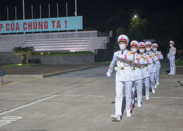 hanoi-by-night-photography-tour