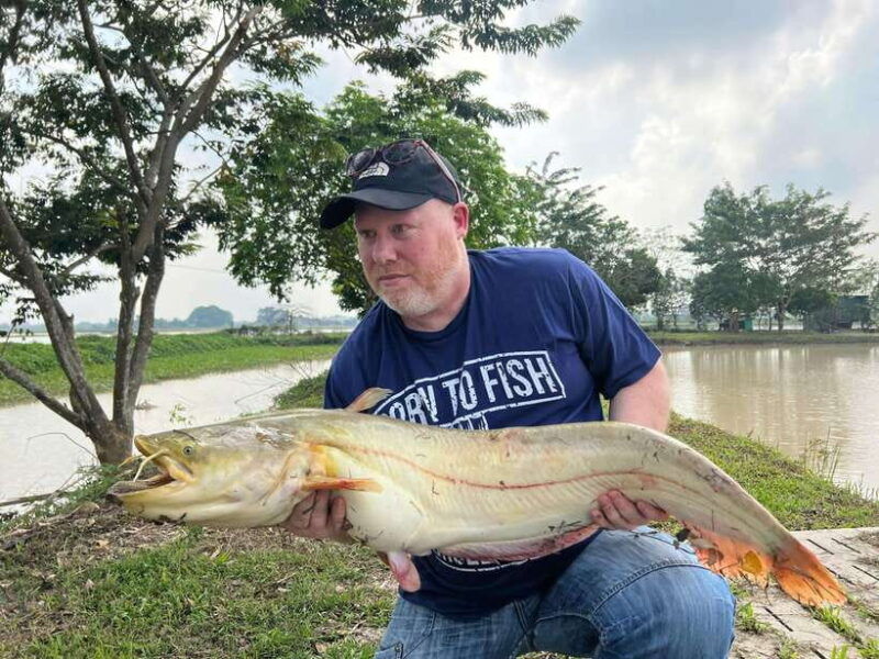 hanoi-catfish-luring-experience-with-round-trip-transfer