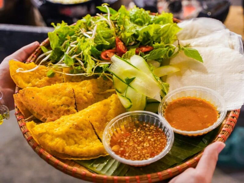 hanoi-city-food-tour-by-vespa-by-night