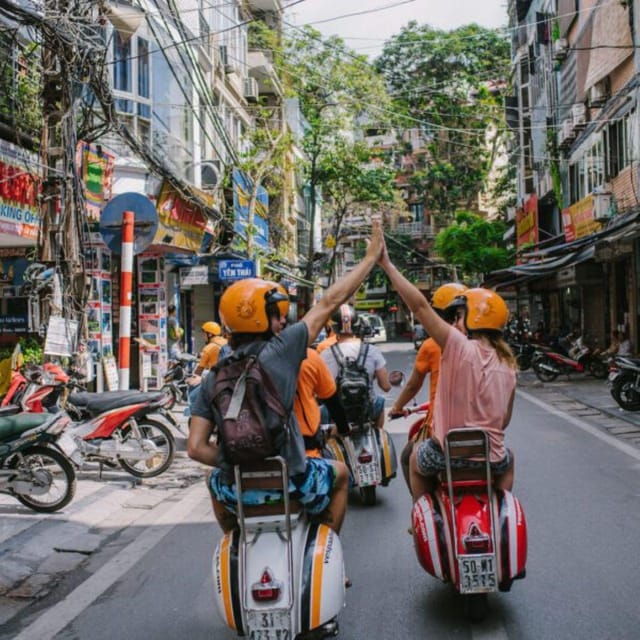 hanoi-city-food-tour-by-vespa-by-night