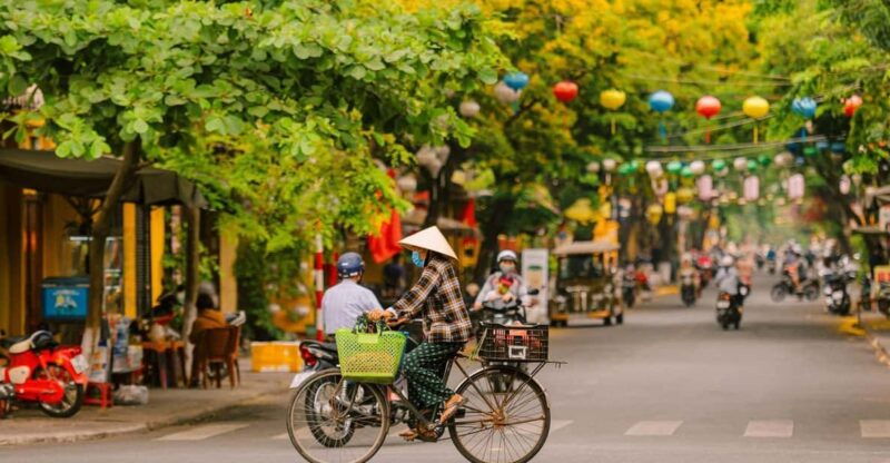 hanoi-city-half-day-a-city-saves-traditional-beauties