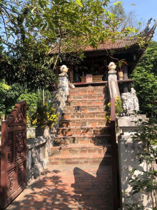 hanoi-city-motorbike-to-old-quarter-ho-chi-minh-tomb