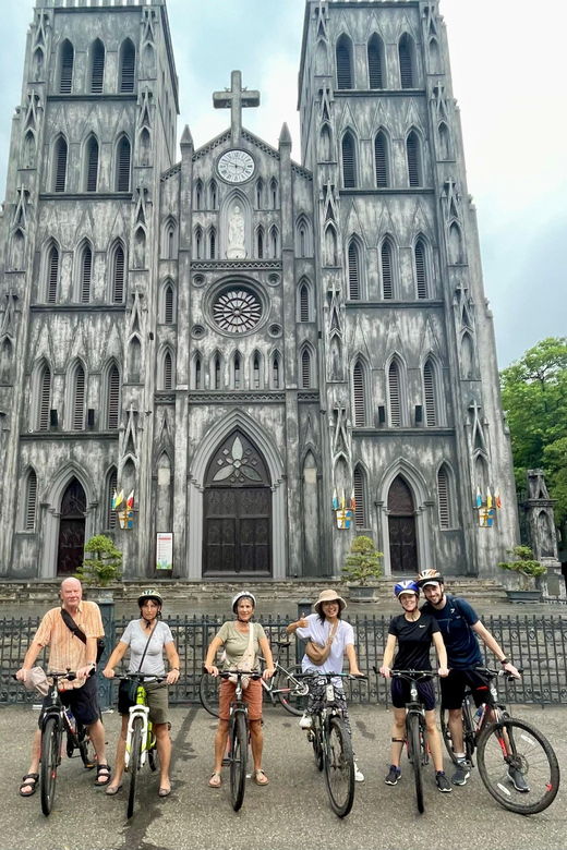 hanoi-city-tour-backstreet-alley-culture-train-street