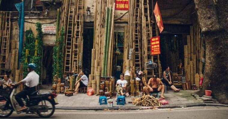 hanoi-city-tour-by-walking-no-food-with-train-street