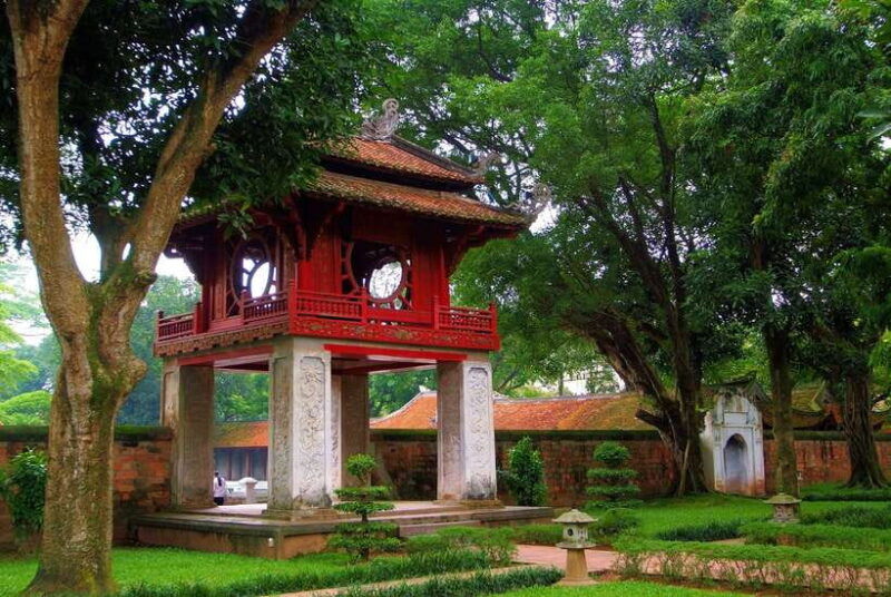 hanoi-city-tours-with-small-groups-by-bus-jeep-cycling
