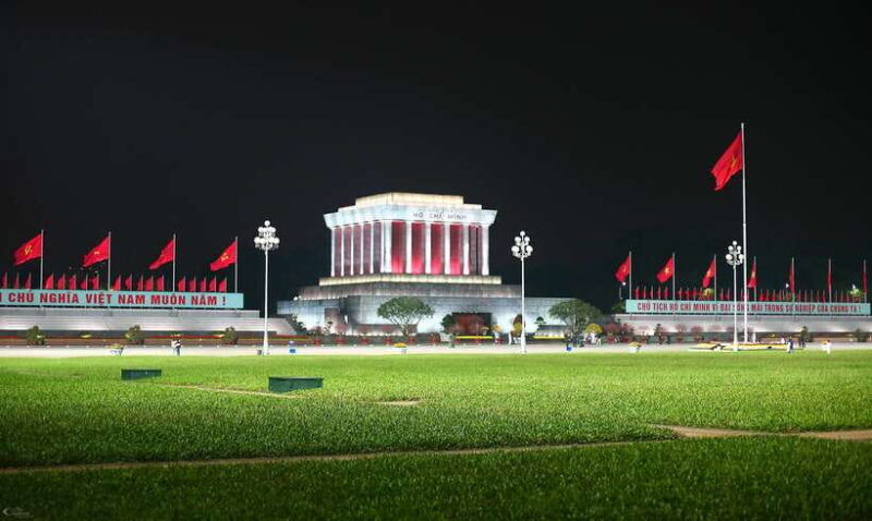 hanoi-city-tours-with-small-groups-by-bus-jeep-cycling
