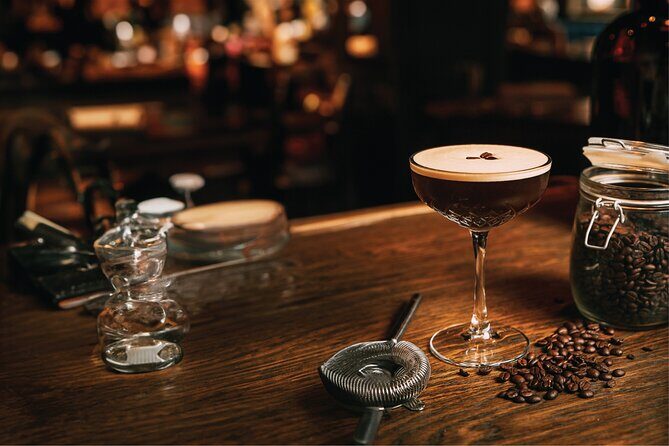 Hanoi Cocktail Workshop: Vietnamese Cocktails & Traditional Meal - Who Should Consider This Tour?