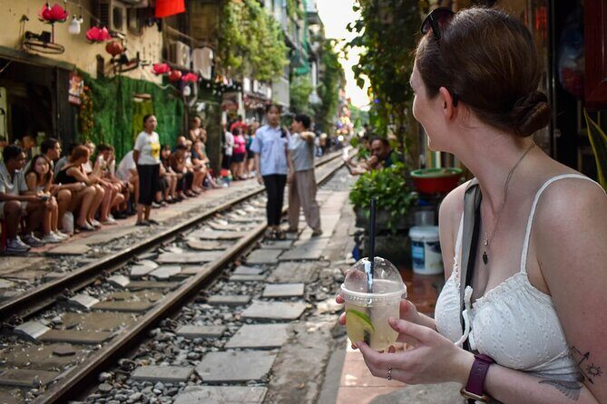 Hanoi Combo: City Sights, Incense Village, Train Street & Lunch - FAQ