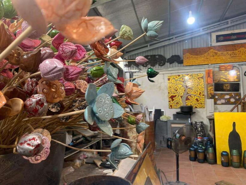 hanoi-craft-village-conical-hats-incense-and-train-street