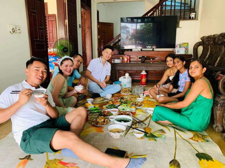 hanoi-day-tour-incense-hat-and-lacquer-villages
