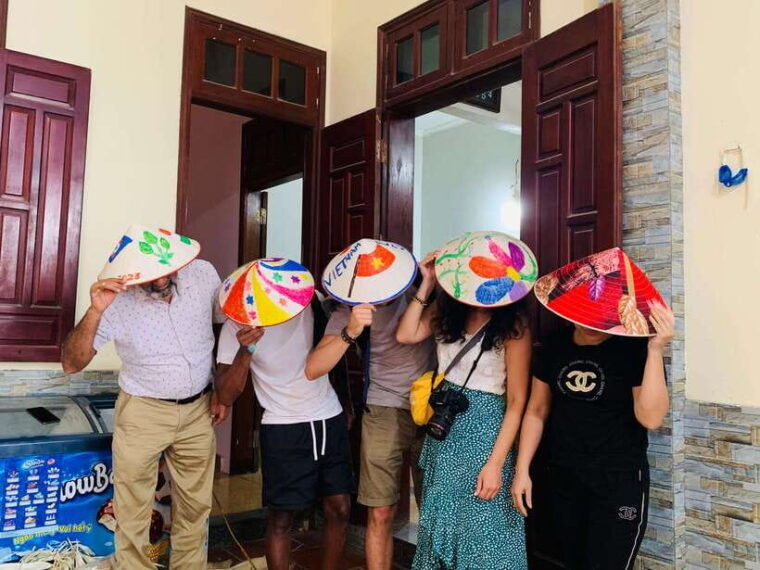 hanoi-day-tour-incense-hat-and-lacquer-villages