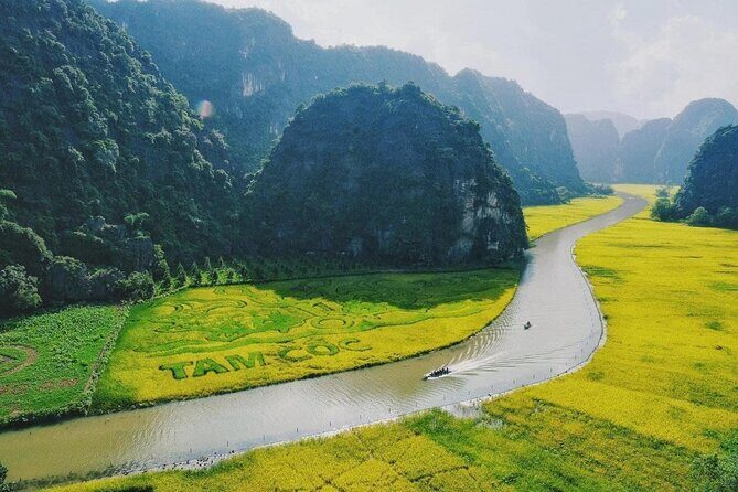 Hanoi: Deluxe Tour to Hoa Lu Ancient Capital, Tam Coc Boat Trip - A Full Breakdown: What to Expect from the Hanoi: Deluxe Tour to Hoa Lu and Tam Coc