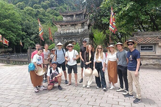 Hanoi: Deluxe Tour to Hoa Lu Ancient Capital, Tam Coc Boat Trip - FAQ