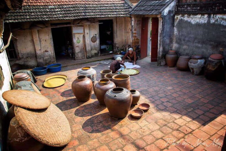 hanoi-duong-lam-ancient-village-full-day-tour-with-lunch