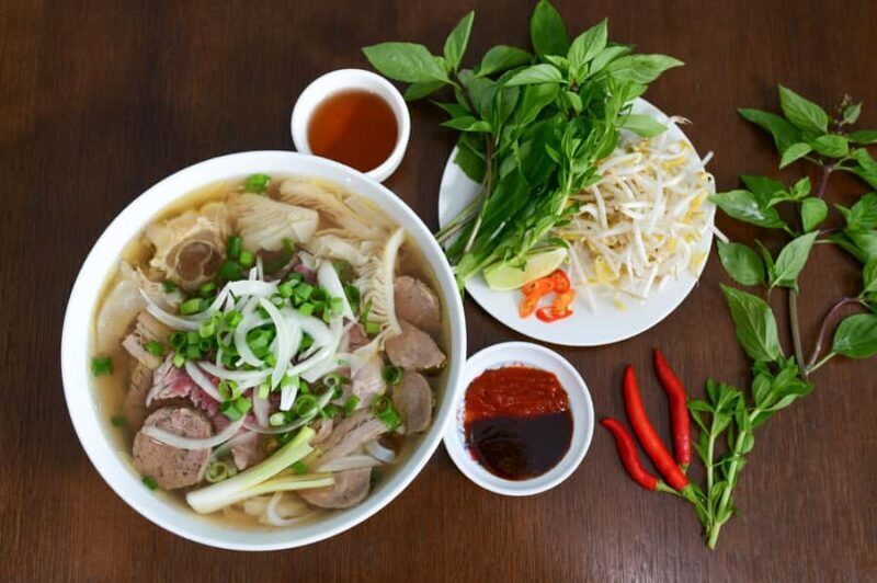 Hanoi: Enjoy lunch with Special Food Walking Tour - Key Points
