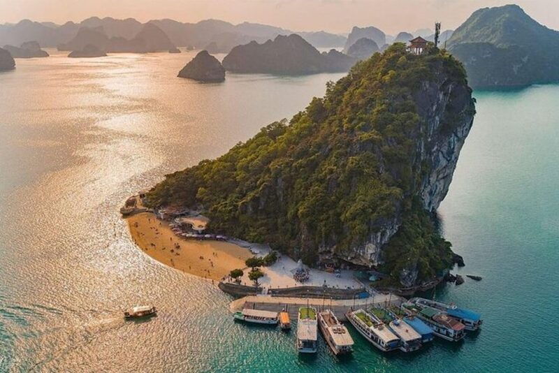 hanoi-epic-tour-6d5n-hanoi-halong-bay-ninh-binh-sapa