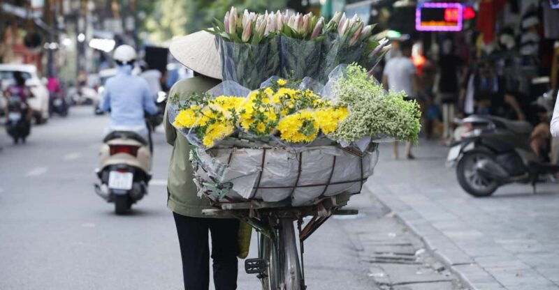 hanoi-explore-backstreets-local-life